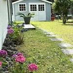 Chez Celine Sous Les Pins, De 1 A 8 Personnes, Piscine, Ocean, Lac, Velos