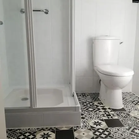 Chez Celine Sous Les Pins, De 1 A 8 Personnes, Piscine, Ocean, Lac, Velos Дом отдыха *