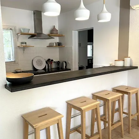 בית נופש Chez Celine Sous Les Pins - Plages Et Piscine, Ocean Et Lac, Velos Et Yoga!