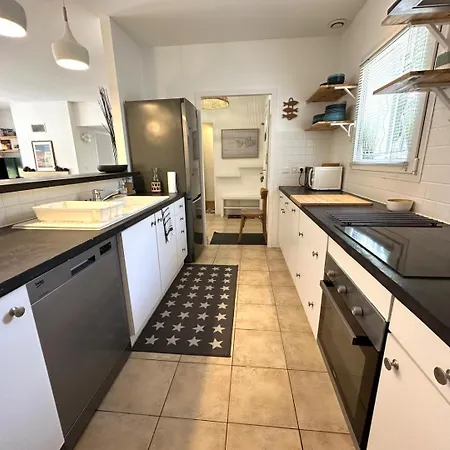 Chez Celine Sous Les Pins, De 1 A 8 Personnes, Piscine, Ocean, Lac, Velos *