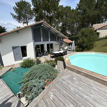 בית נופש Chez Celine Sous Les Pins - Plages Et Piscine, Ocean Et Lac, Velos Et Yoga!