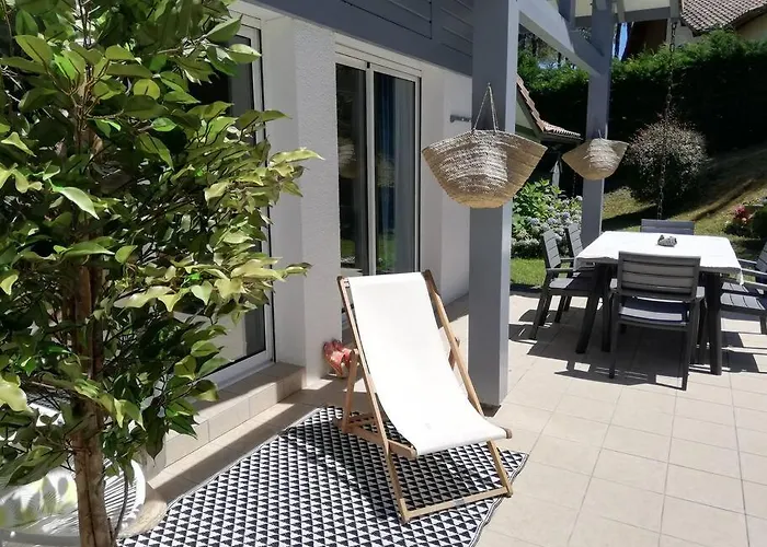 Chez Celine Sous Les Pins, De 1 A 8 Personnes, Piscine, Ocean, Lac, Velos Σπίτι διακοπών