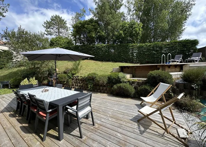 Chez Celine Sous Les Pins, De 1 A 8 Personnes, Piscine, Ocean, Lac, Velos *